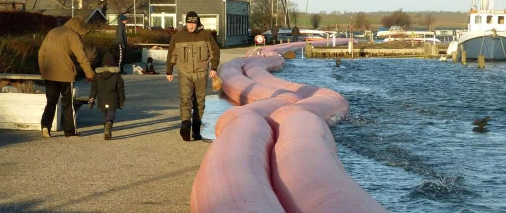 NoFlood Tubes holder vandet tilbage fra havnen