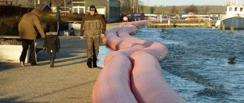 NoFlood Tubes holder vandet tilbage fra havnen